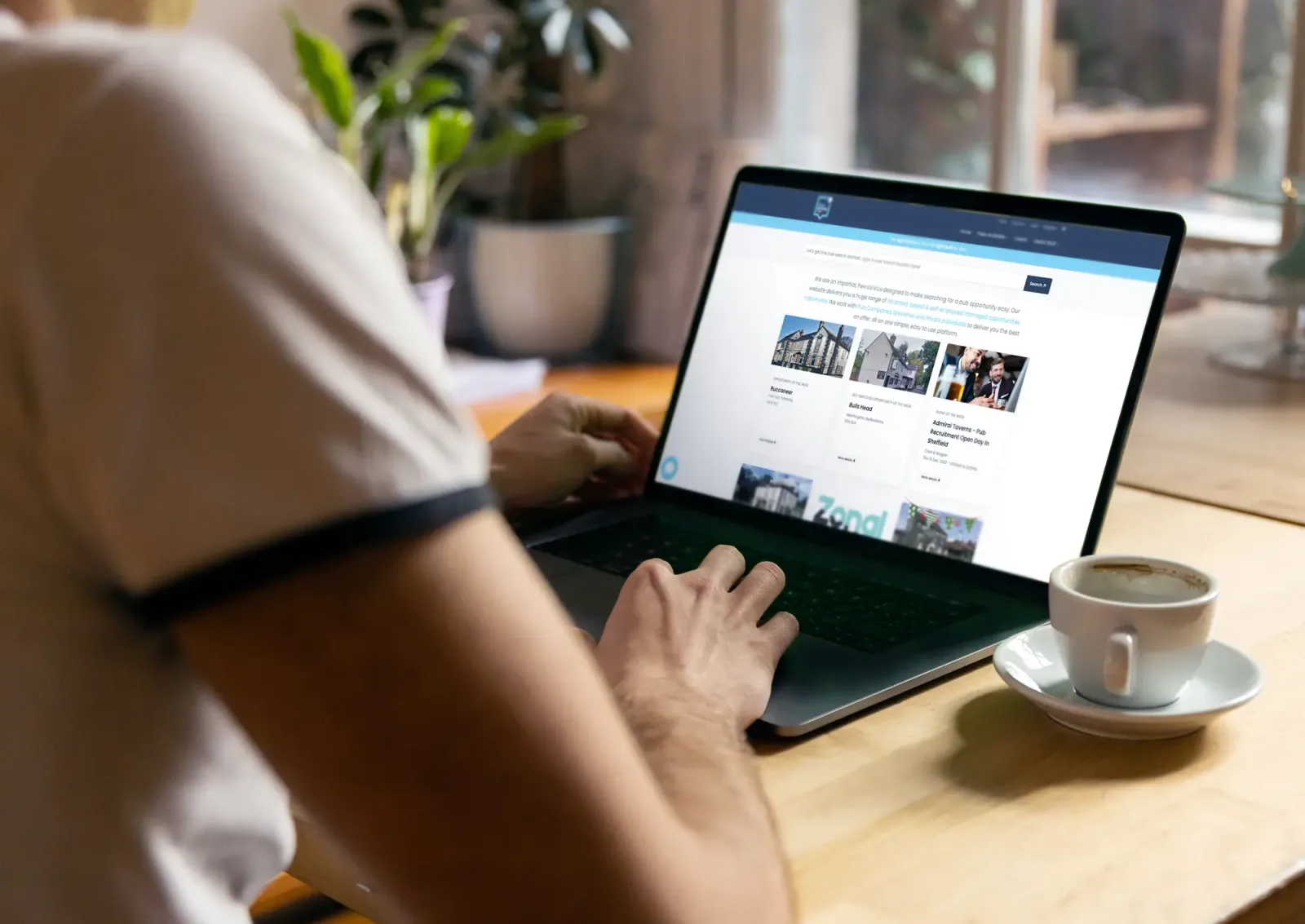 Someone browsing pub opportunities on FindMyPub.com